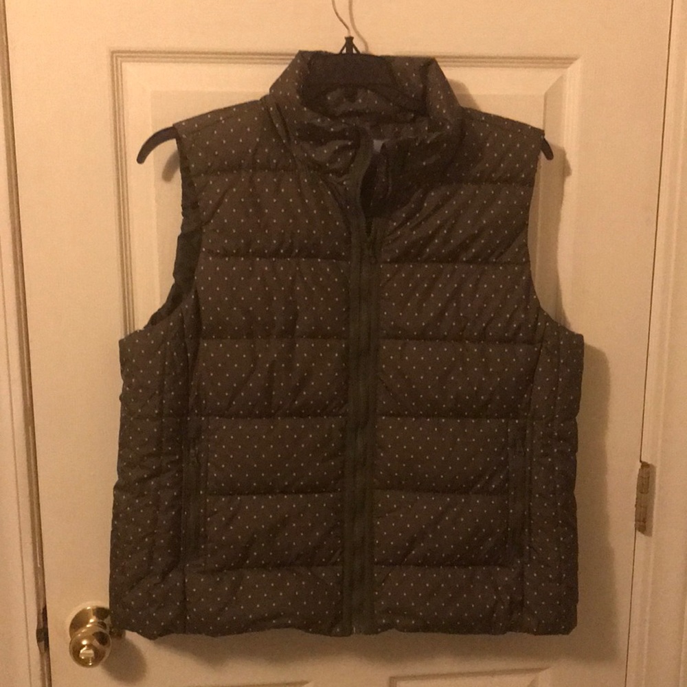 Laura Scott polkadot women’s vest